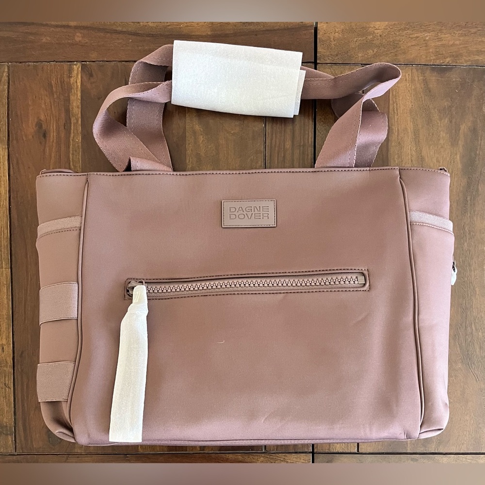 The Perfect Tote Bag! So many pockets! - Picture 11 of 15